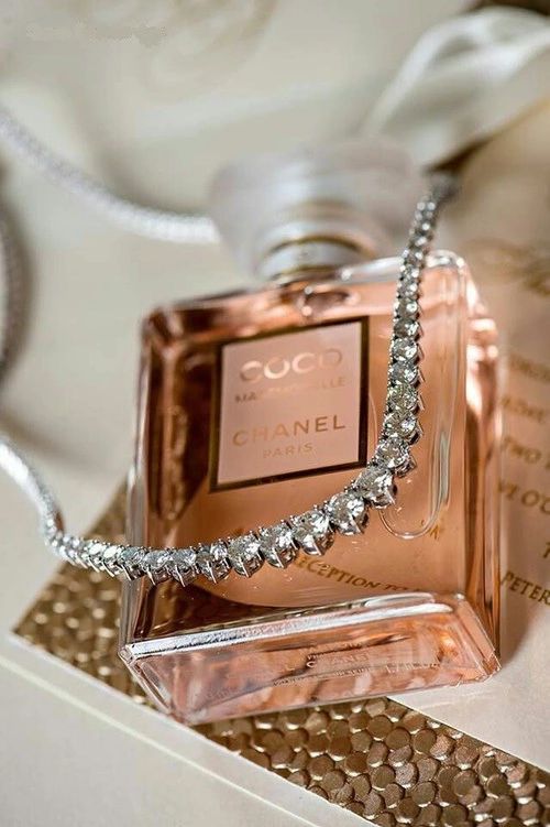 Coco Chanel Mademoiselle L'Eau Prive 100ml. - Image 2